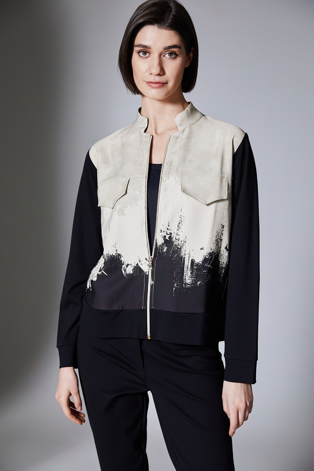 W25162-122 (2) Peruzzi W25162 Print Jacket - Image 1