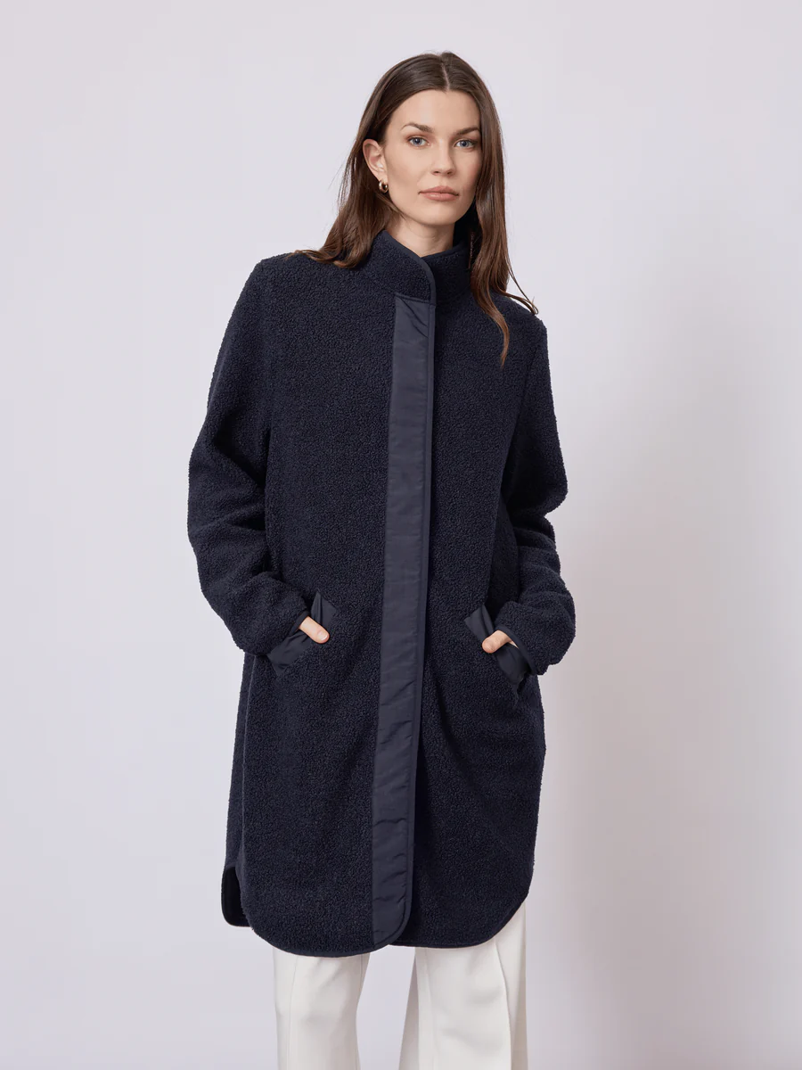 IMG_5898 REDGREEN Silji Fleece Jacket Navy - Image 1