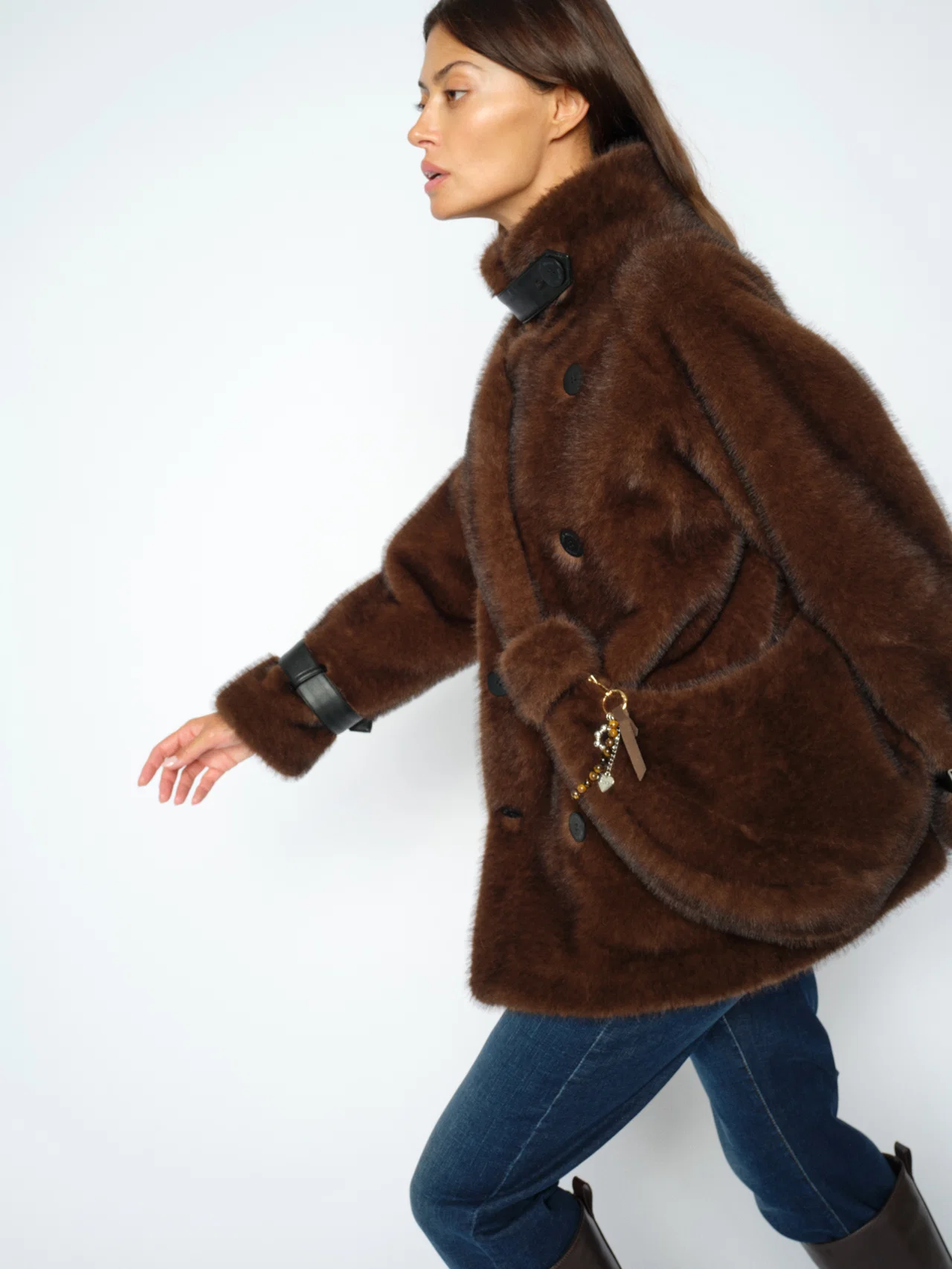 182330160MMCiaFauxFurBagDelicioso-181500160MMNanetteFauxFurJacketDelicioso-176390941MMCeciliaPerlaJeansDeepBlue_1 Mos Mosh Cia Faux Fur Bag 182330 - Image 1